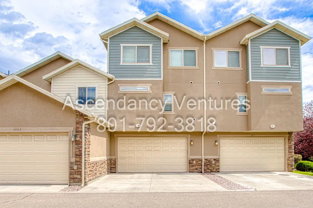 3871 S 1630 W — Photo 2