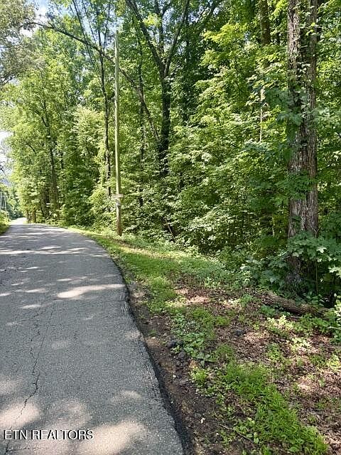 2nd image of 4 Hackworth Rd