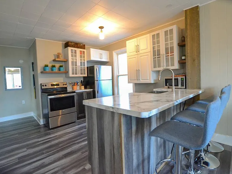 89 Fairbanks St #4 — Photo 5