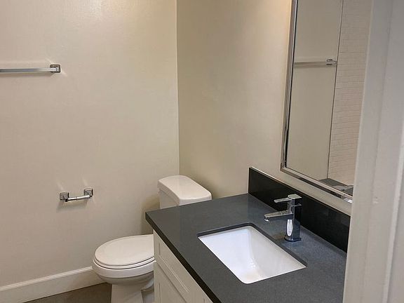 5th image of 17450 Van Ness Ave #22