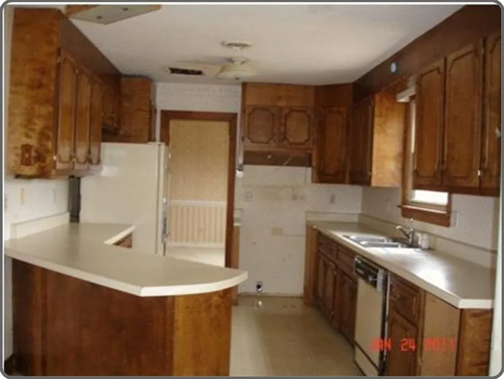 4 bed, 2.5 bath, 2984 sqft, $2,625 — Photo 4