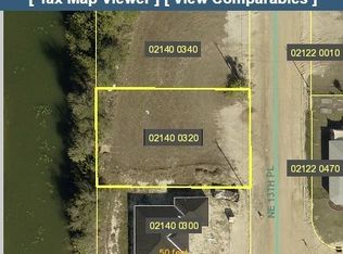 1820 NE 13th Pl, Cape Coral, FL 33909