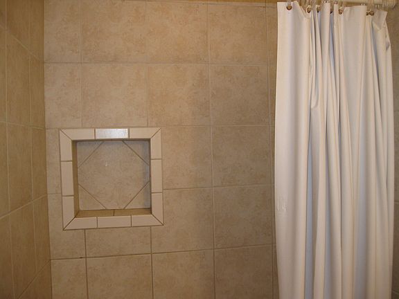 5th image of 816 S Butler Ave #A