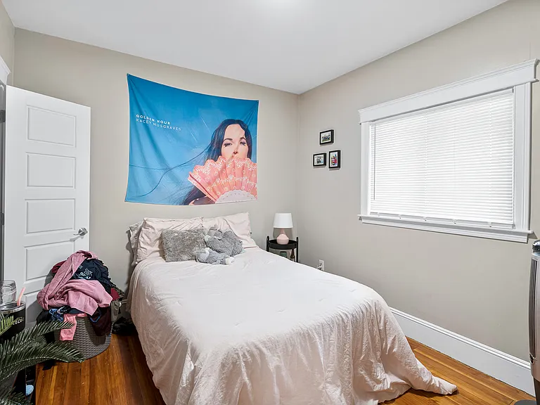 79 Saxton St #3 — Photo 10