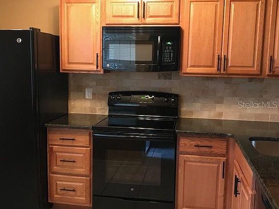 3rd image of 3140 Cloverplace Dr #144