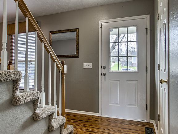 4th image of 6023 S 163rd Cir