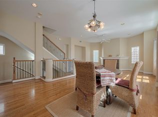 2121 Harold St APT B, Houston, TX 77098