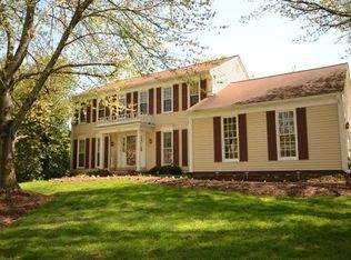 122 Peyton Rd, Sterling, VA 20165