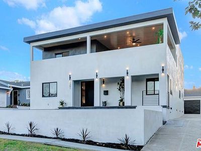 7301 Ogelsby Ave, Los Angeles, CA, 90045