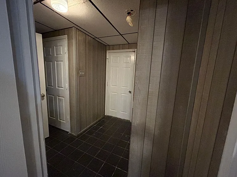 901 Locke Dr — Photo 25