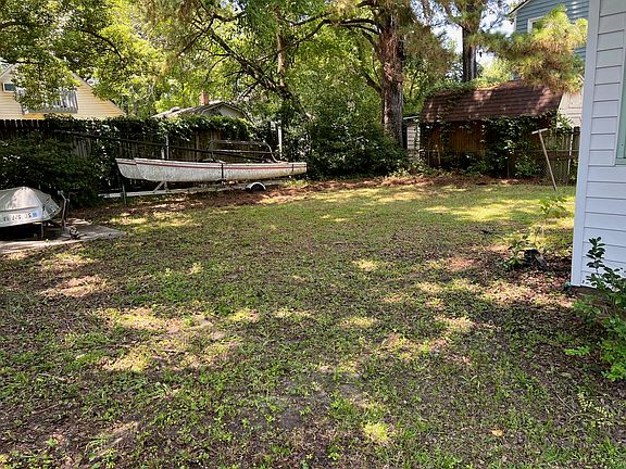 3rd image of 2876 Alabama Dr