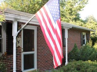 8941 Pleasant View Rd, Bangor, PA 18013