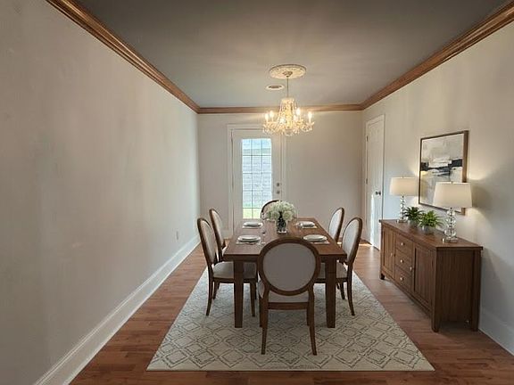 4th image of 260 Mockingbird Ln