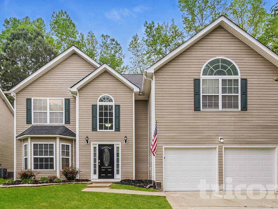 2035 Reflective Waters Rd