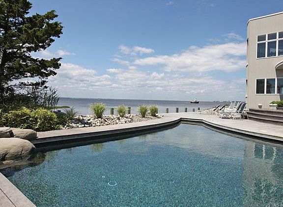 4th image of 12 Sandy Cove Ln