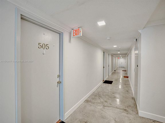 3rd image of 3212 NE 12th St APT 505
