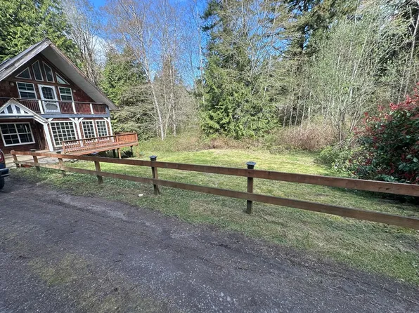 3194 Bingo Ln SE, Pt Orchard, WA 98366