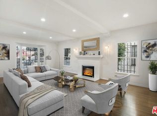 229 S Doheny Dr, Beverly Hills, CA 90211