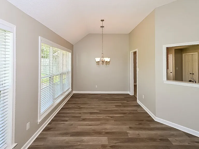 7753 Meadow Ridge Ln — Photo 7