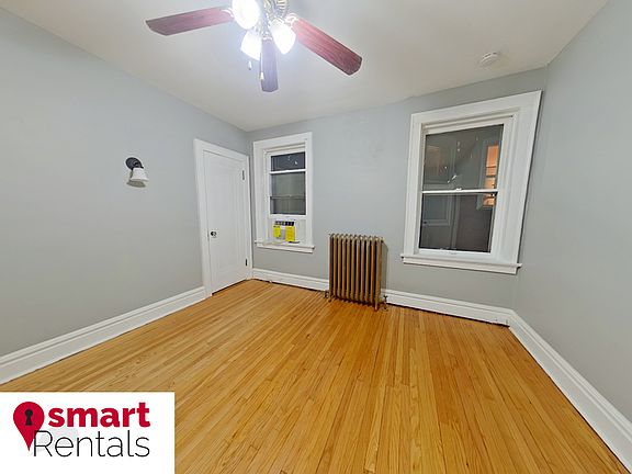 4th image of 4431 S Grand Blvd #B