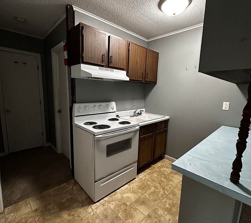 2nd image of 1213 E Boyton St #6