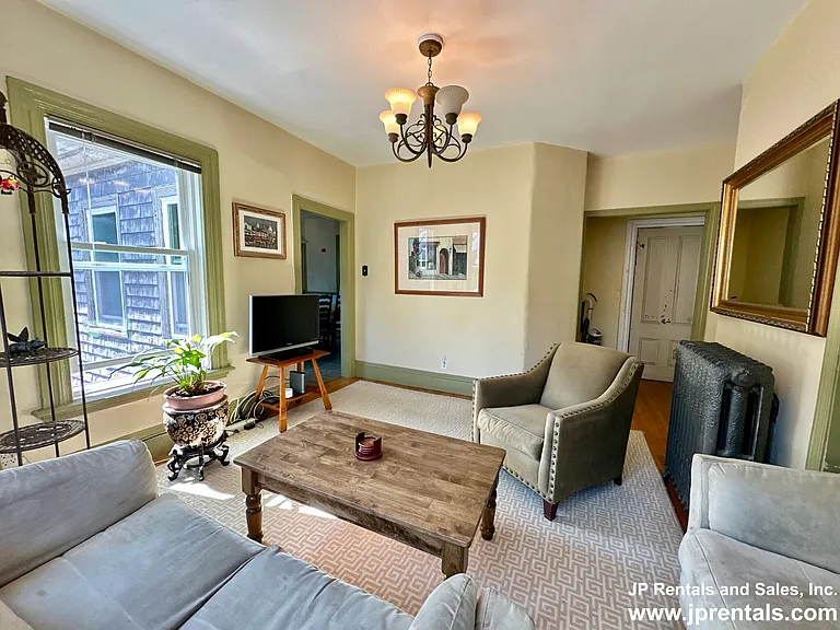 29 Spring Park Ave #2R — Photo 7