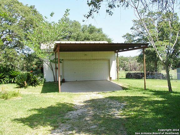 5th image of 133 Oak Fields Dr