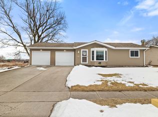 714 Garden Rd, Ames, IA 50010