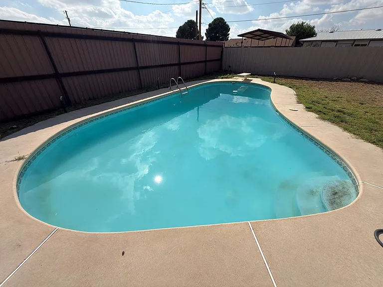 1805 S Bryan Ave — Photo 18