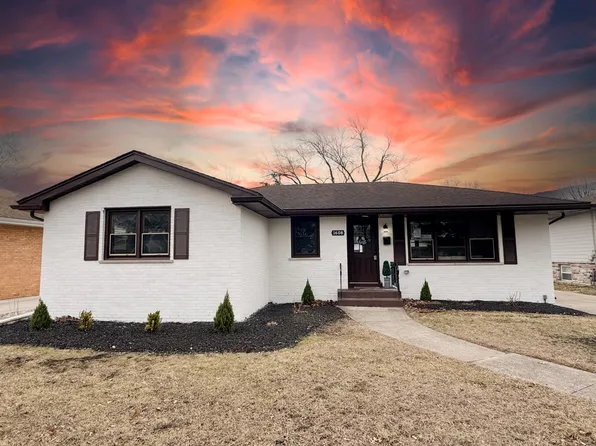 1608 Tulip Ln, Munster, IN 46321