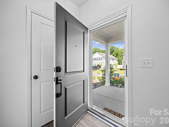 3rd image of 677 Candela Ct #121