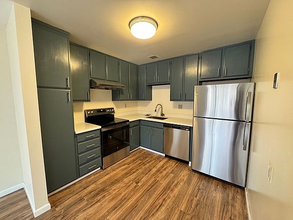 4th image of 150 Dolores St APT 8