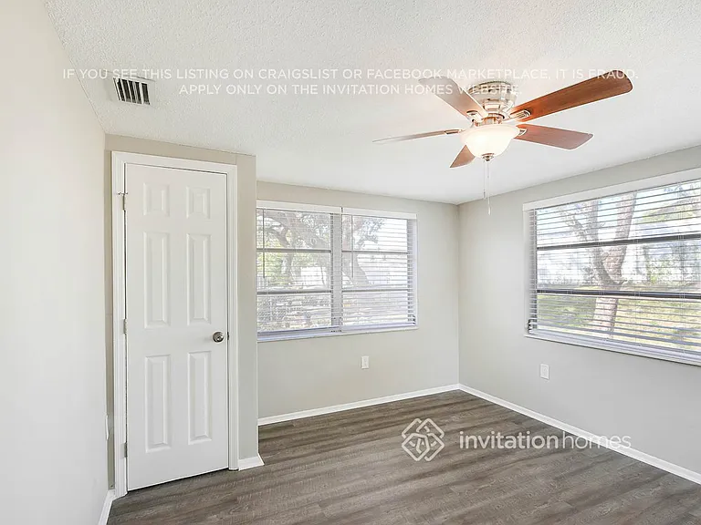 7935 Fox Hollow Dr — Photo 12