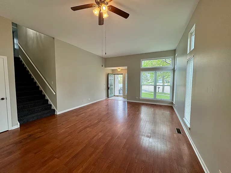 871 Taralon Trl — Photo 2