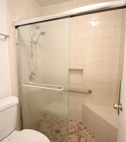 204 Warm Springs Cir — Photo 18