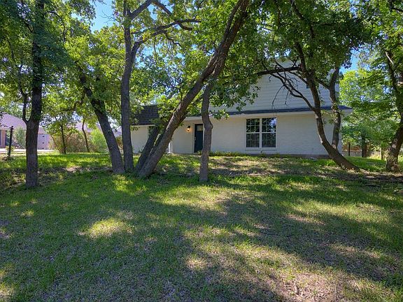 3rd image of 6611 Westover Dr