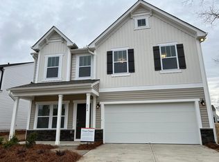 824 Atlantis St, Fuquay Varina, NC 27526