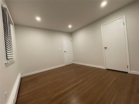 4th image of 537 Palmer Ave