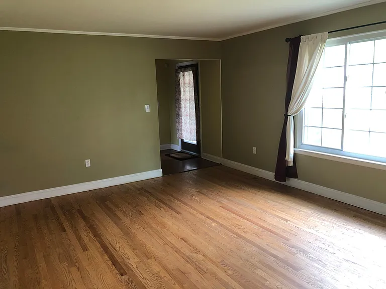 29293 Geraldine Ct — Photo 7