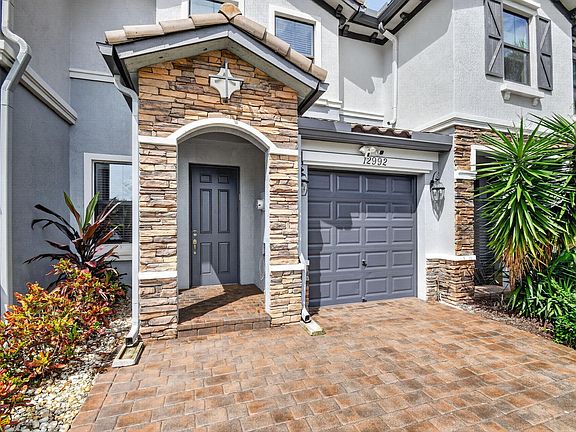 3rd image of 12992 Anthorne Lane