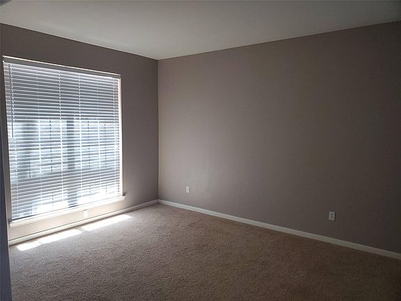 3rd image of 8306 Encinitas Cove Dr