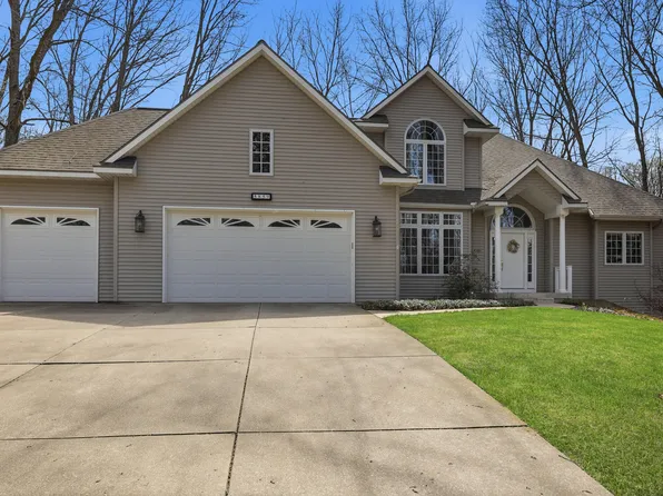 5859 Dix Dr NE, Belmont, MI 49306
