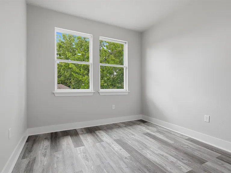 3806 Sayers St — Photo 19