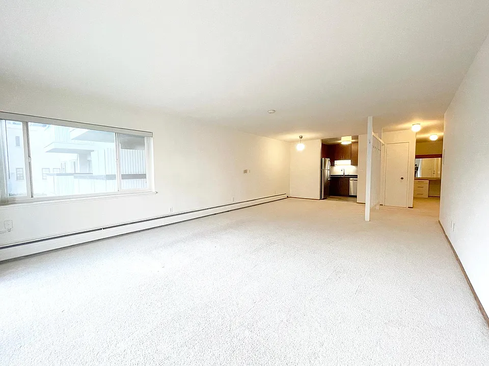 157 Elm St #204