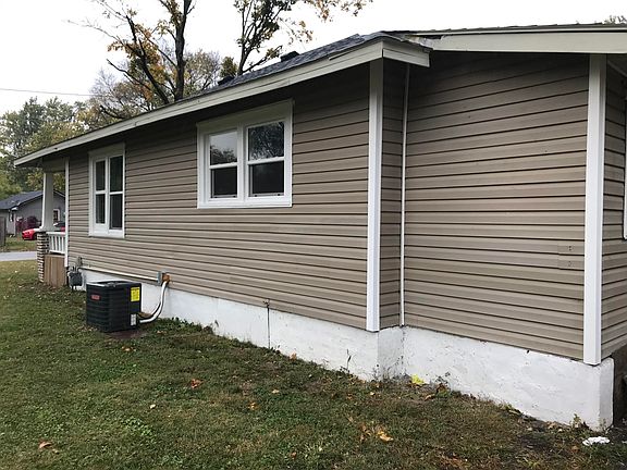 3rd image of 462 S Carroll Ave
