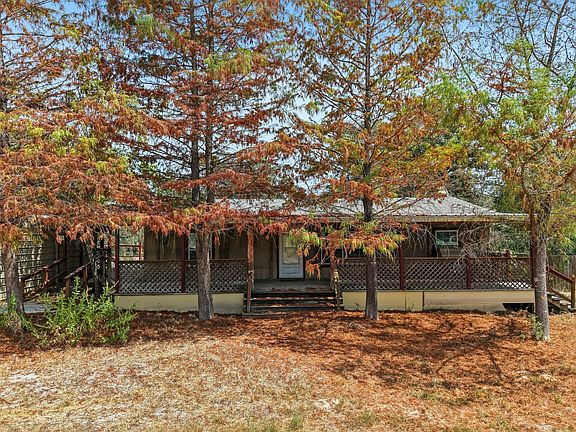 2nd image of 664 Hidden Oaks Dr