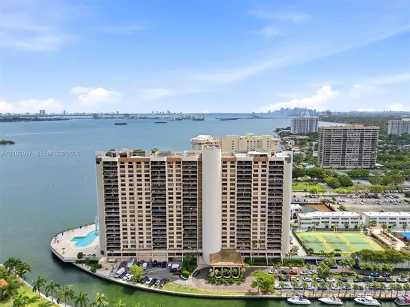 1800 NE 114th St APT 1505, Miami, FL 33181