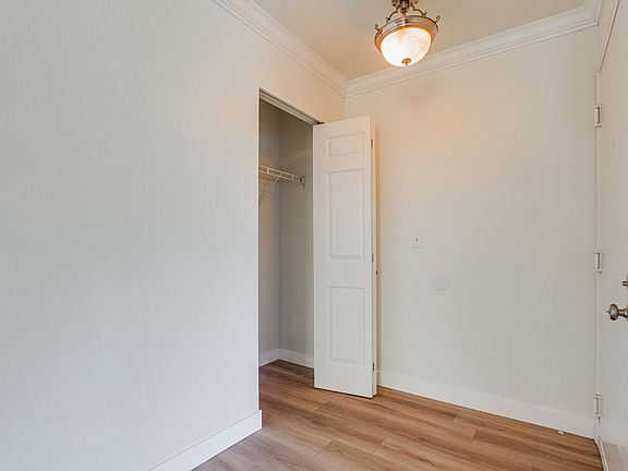 3rd image of 33020 10th Ave SW Unit U301