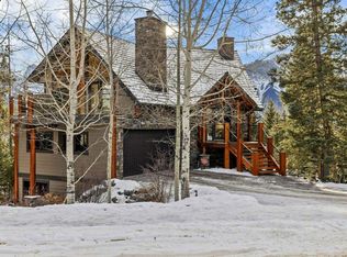 521 S Silvertip Rd, Canmore, AB T1W 3H3