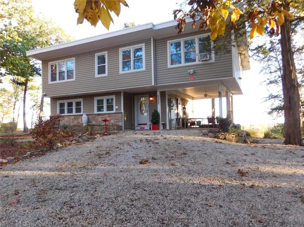 8672 Ridge Rd, Dittmer, MO 63023
